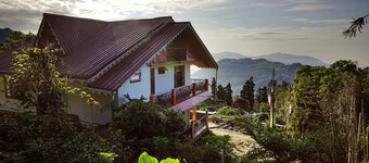 GADEN HOMESTAY RANGLI