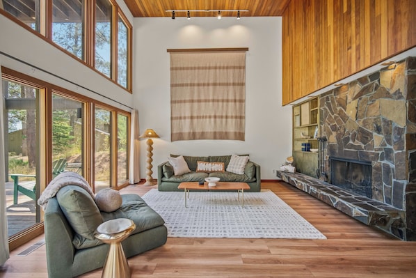 Living area - S5403 | 3 Fifteenth Tee (Sunriver)