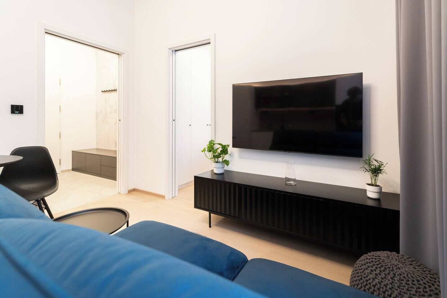 TV, books