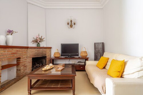 Casa Conquista: Where Catalan Charm Meets the Heart of the City