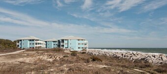 Oceanfront Retreat at The Riggings -K404