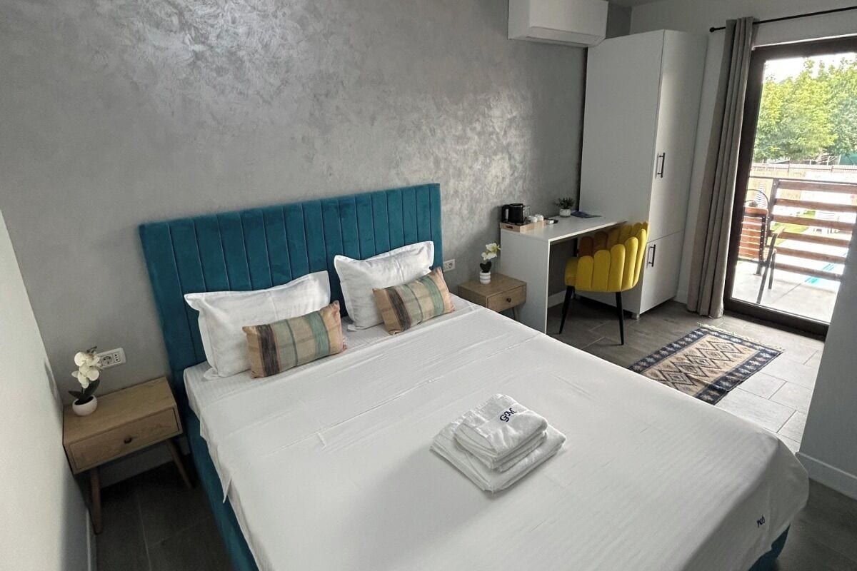 Premium bedding, free WiFi, bed sheets