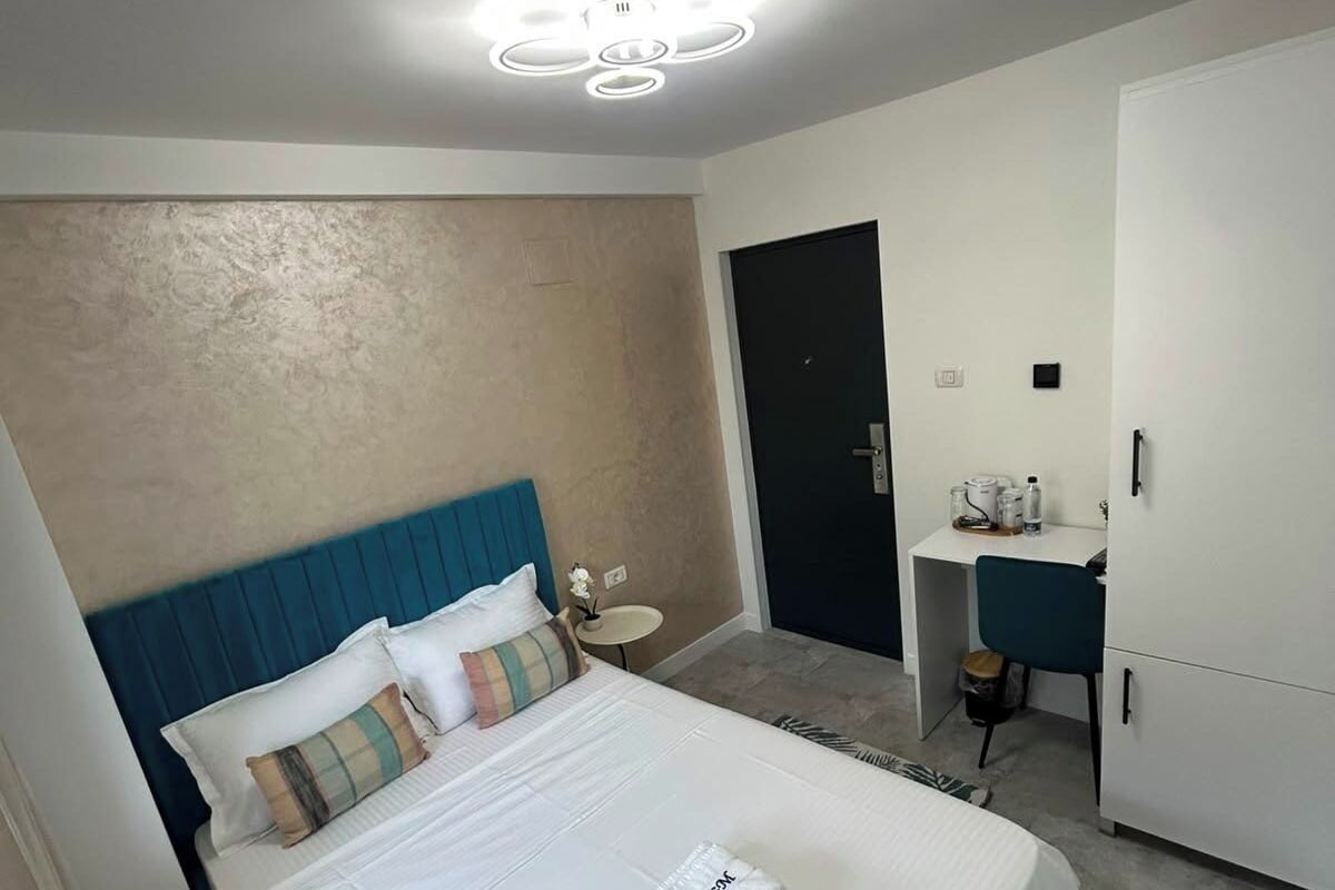 Premium bedding, free WiFi, bed sheets