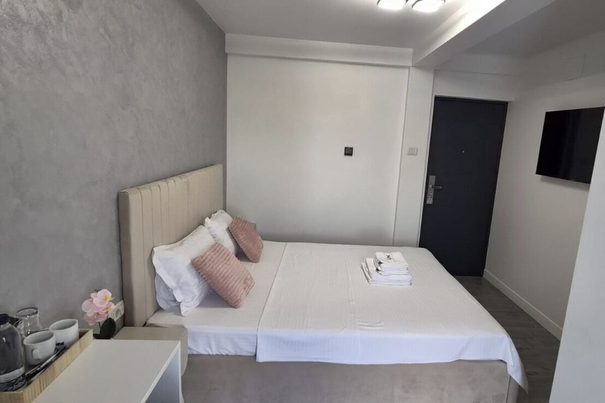 Premium bedding, free WiFi, bed sheets