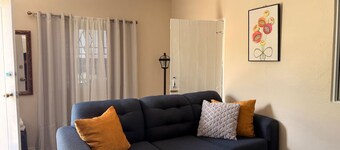 Cozy 1bed Apartment in Priory Walk to the Beach
