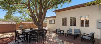 New! 5-Bedroom Pet-Friendly Retreat | Hot Tub | Backyard | Nintendo Switch