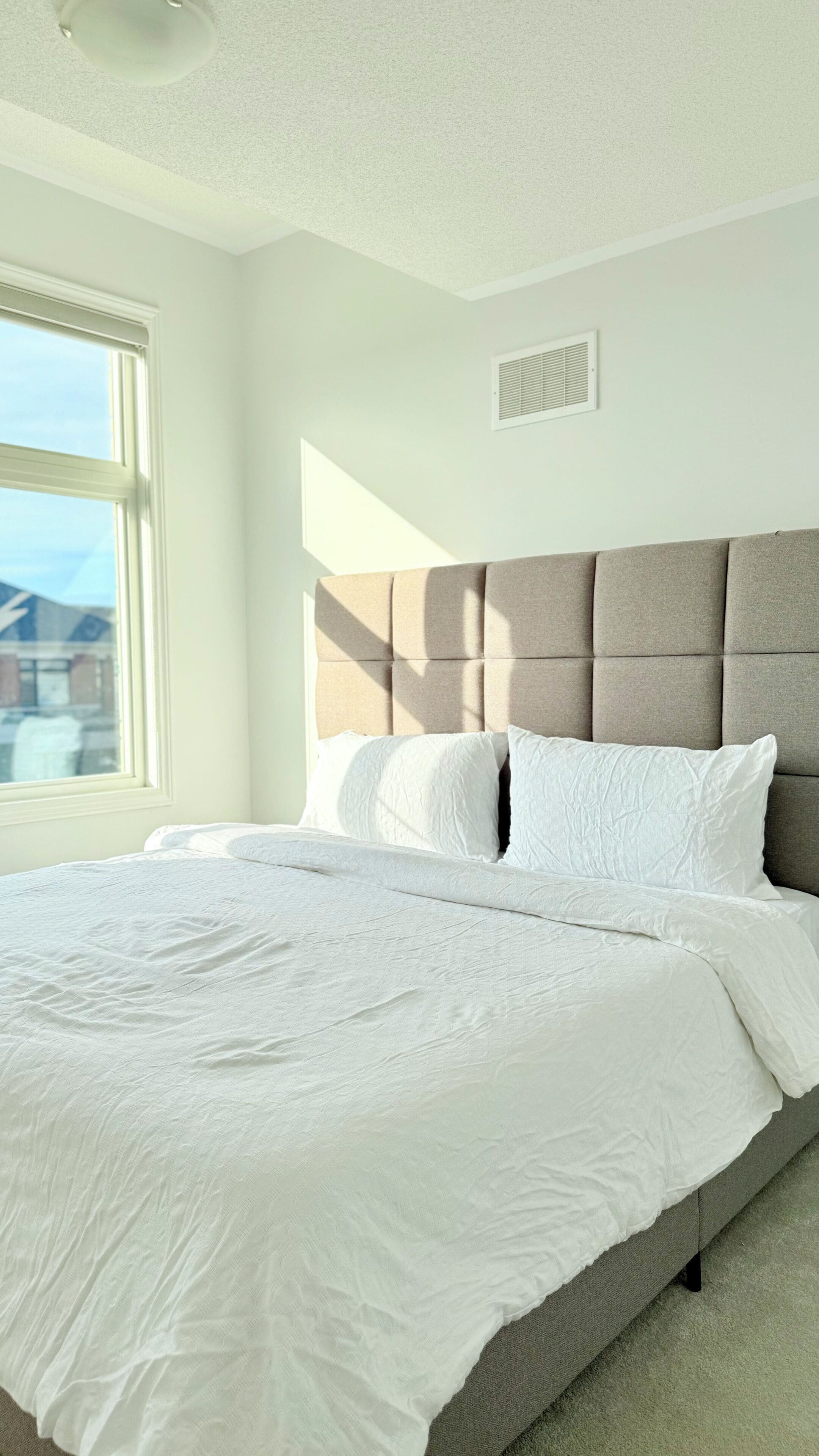 WiFi (free), bed sheets