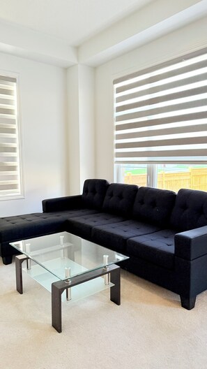 Living area - Sleeps 14 | The Snow Valley Escape, Barrie | Entire House (Springwater)