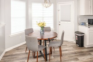 Dining - Advance Home (McDonough)