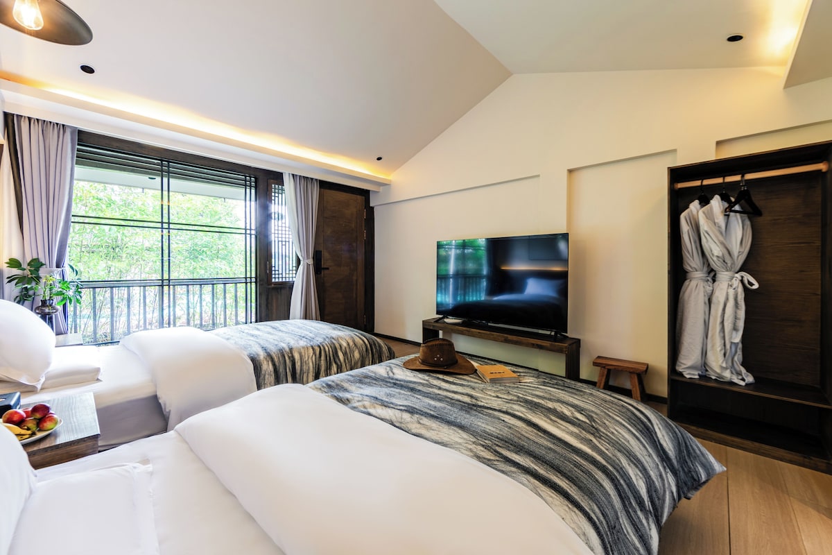 Comfort Twin Room, Courtyard View