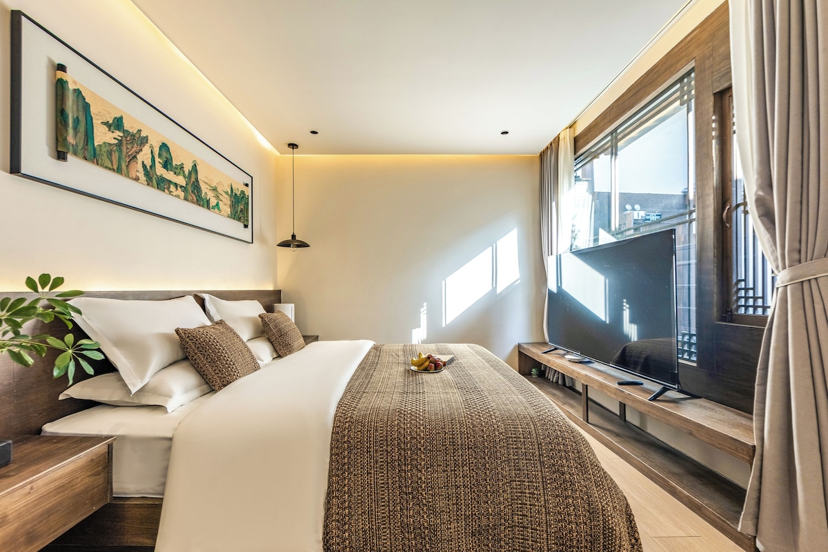 Classic Double Room, Courtyard View