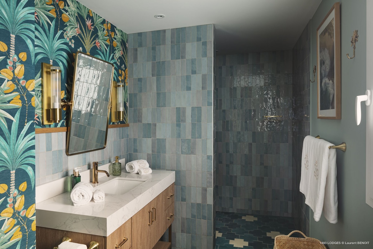 Villa exclusive, salle de bain attenante, vue sur la mer | Salle de bain
