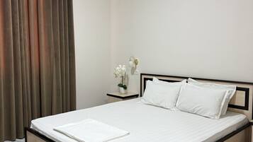 Double Room | Desk, laptop workspace, WiFi (free)