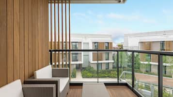 Deluxe Apartment, Balcony, Courtyard View | Balcony