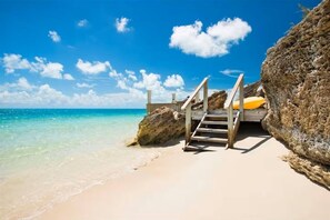 Beach nearby - Stunning Jewel Estates Turks & Caicos (Providenciales)