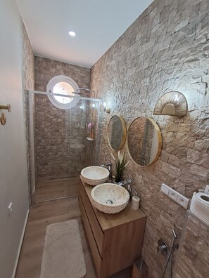 Bathroom - Vrbo Property (Aourir)