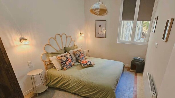 Unclassified image, 1 of 28, button - Les Contemporains-2 Side-by-Side Apartments – City Centre (Aix-en-Provence)