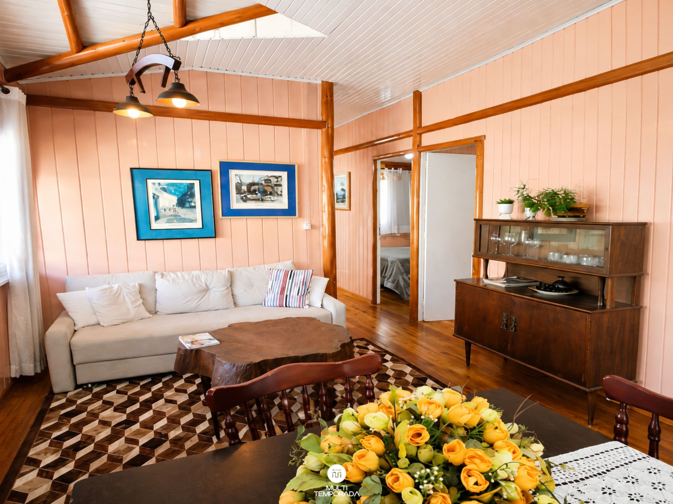Casa das Hortênsias com Banheira de Imersão - Alfredo Wagner - SC | Living area