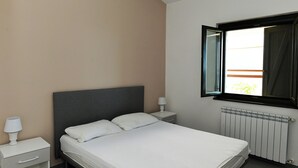 2 Schlafzimmer, Bügeleisen/Bügelbrett, WLAN, Bettwäsche