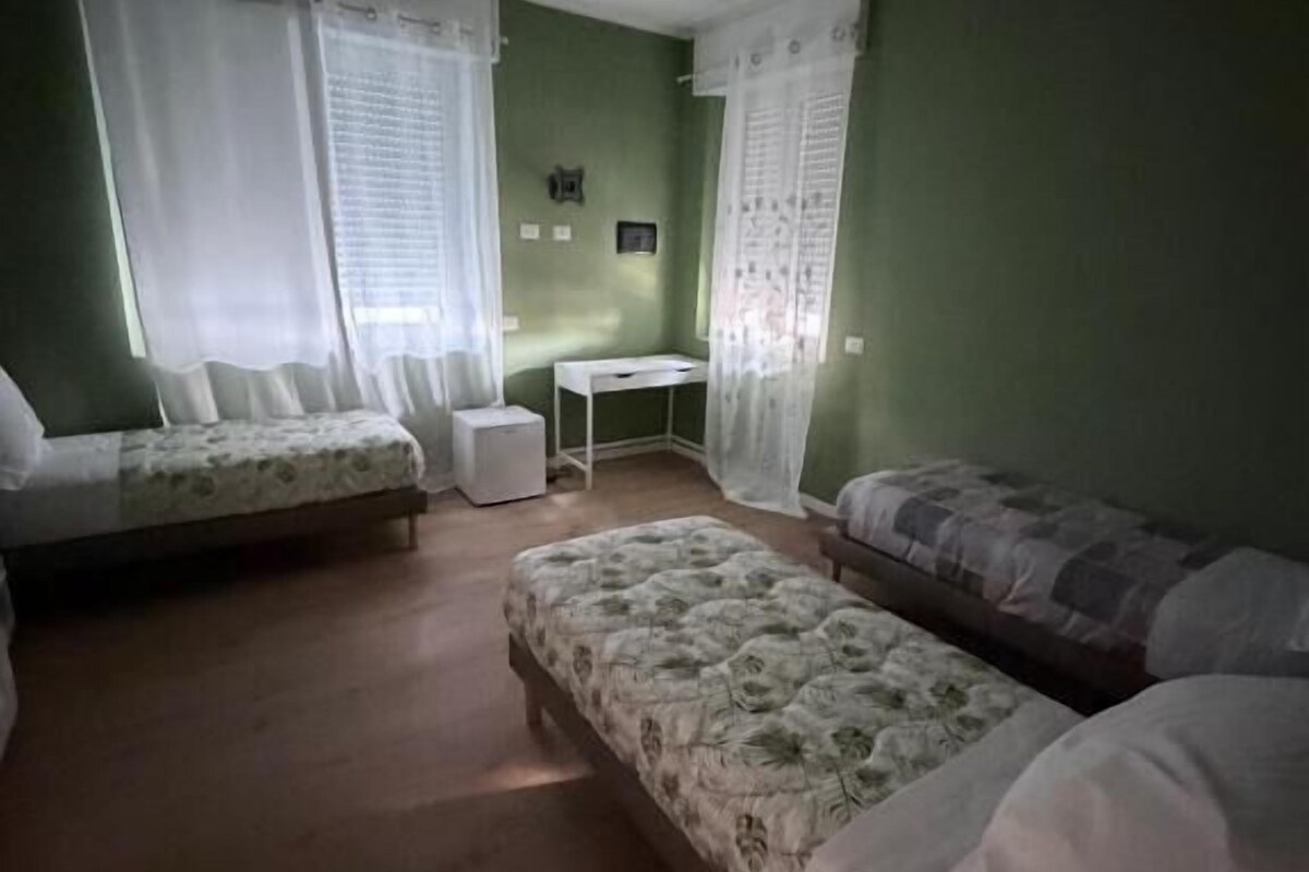 Family Triple Room, Patio, City View