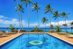 Outdoor pool, pool umbrellas