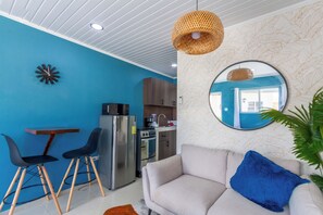 Living area - Vrbo Property (Oranjestad)