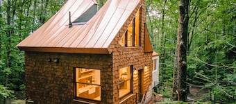 The Copper Fox Treehouse
