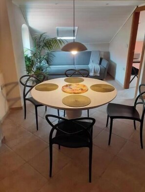 Dining - Vrbo Property (Veneto)