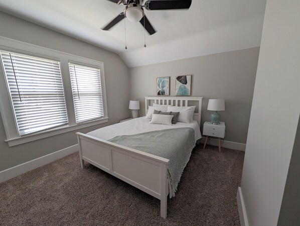 Room - Cozy 3-bedroom home on Monroe in Sylvania (Sylvania)