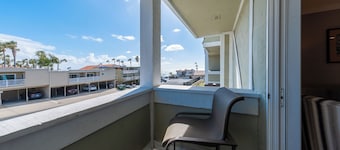 Carlsbad Inn Beach Resort Hotel