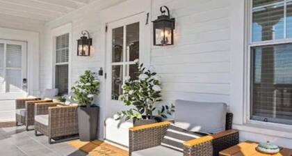 Luxury 6 Bedroom Coastal Home Directly Across From Beach Center of Downtown