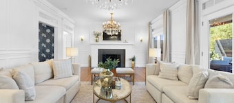 Luxury 6 Bedroom Coastal Home Directly Across From Beach Center of Downtown
