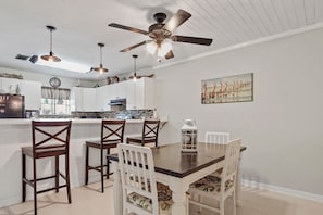 Dining - 103 Siren Cove Misty Cove (Destin)