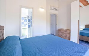 Room - Vrbo Property (Laureana Cilento)