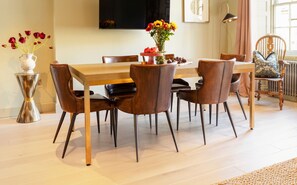 Dining - Calton Suite - 2 bedroom apartment at Hill Street (Edinburgh)