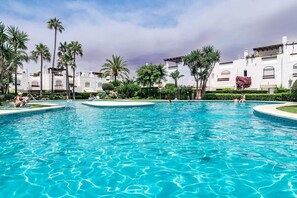 Unclassified image, 3 of 32, button - Lvb92 - Beautiful 4-bed Townhouse in Guadalvilla (Marbella)