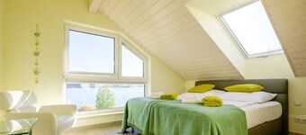 Ferienhaus Seebrise - eigener Strand mit direktem Seezugang, Ruderboot & Sauna