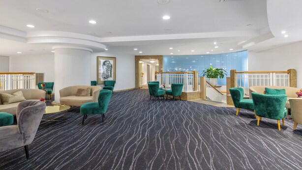 Interior - The Rocks Harbour Escape Resort Living and City View (Sydney)