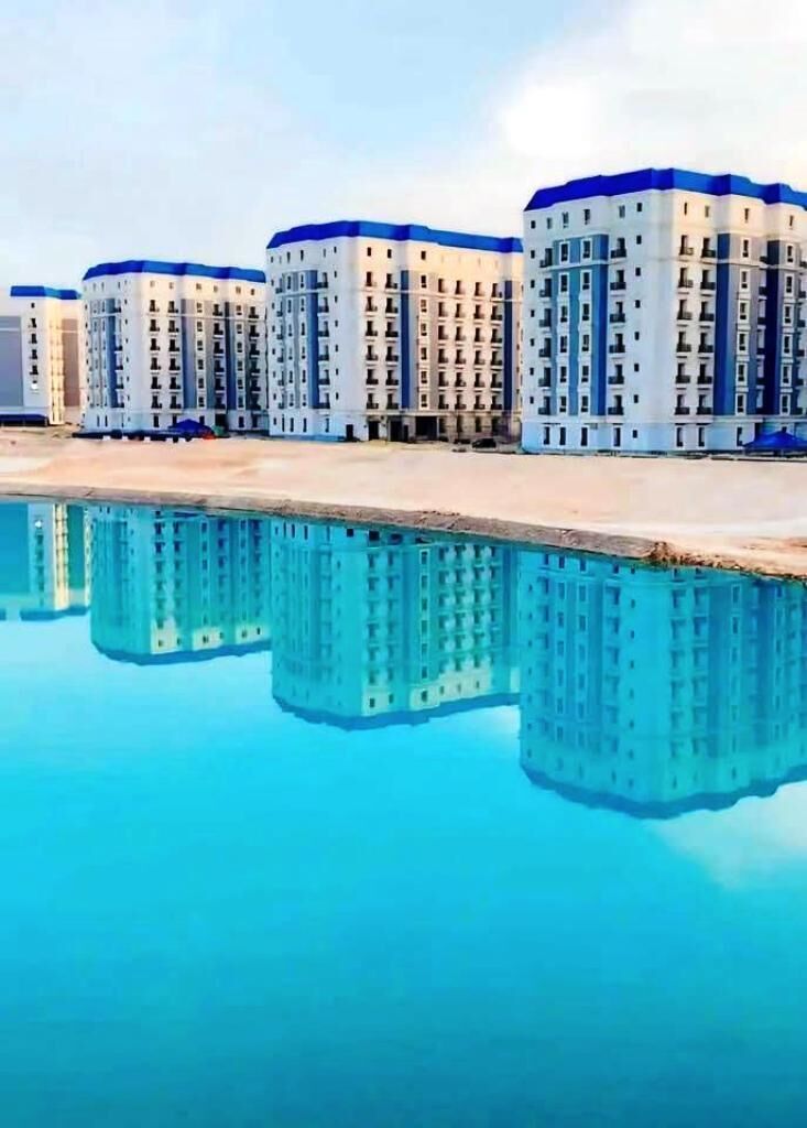 حمام سباحة