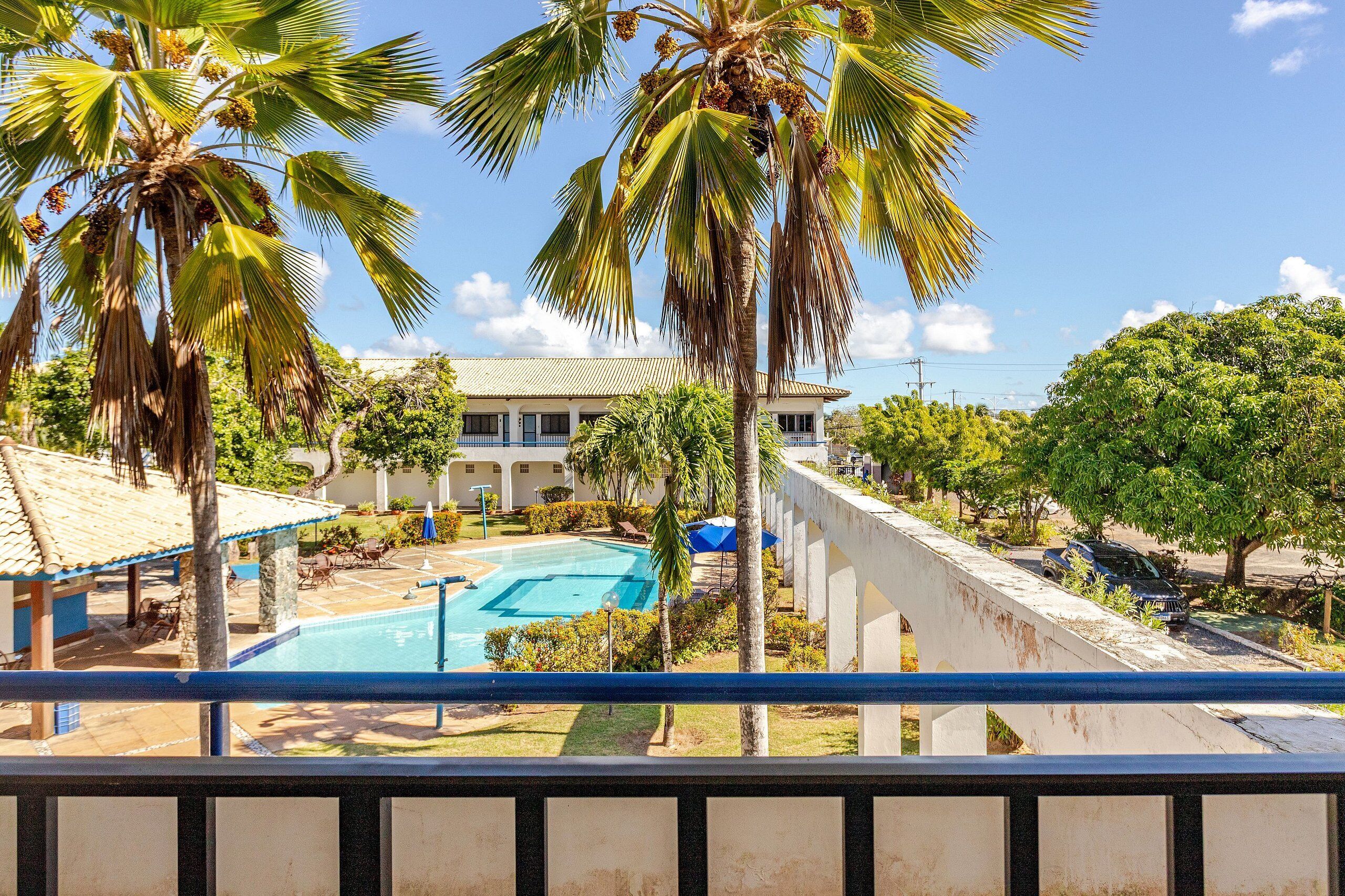 Basic Apartment | Pool