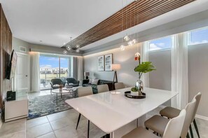 Dining - Lake View 3BR/2BA • Themed Rooms SL31418 (Kissimmee)