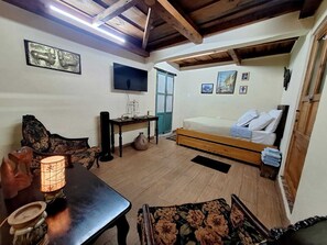 Unclassified image, 3 of 9, button - Casa de Osos  (Antigua Guatemala)