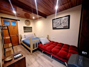 Unclassified image, 5 of 9, button - Casa de Osos  (Antigua Guatemala)