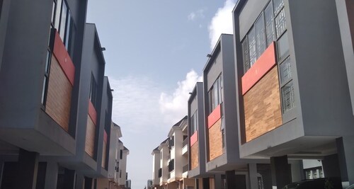 Lux Shortlets Hotels in Lekki Phase 1