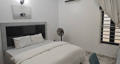 Lux Shortlets Hotels in Lekki Phase 1
