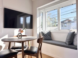 Dining - Designer Scandinavian ADU on a Santa Monica Urban Farm (min 31 nights) (Santa Monica)