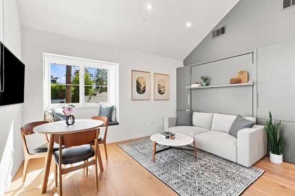 Living area - Designer Scandinavian ADU on a Santa Monica Urban Farm (min 31 nights) (Santa Monica)