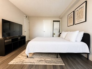 2 slaapkamers, een strijkplank/strijkijzer, wifi, beddengoed