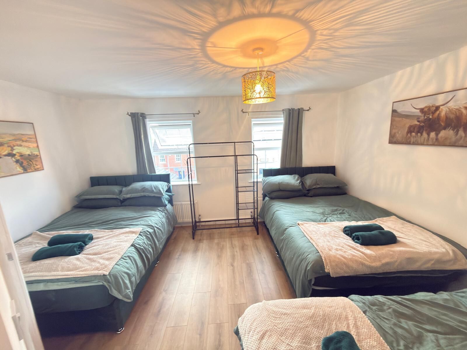 Iron/ironing board, travel cot, free WiFi, bed sheets