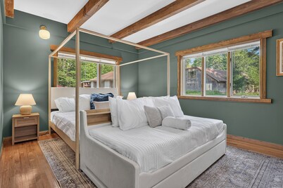 Luxury Catskills Estate | 40+ Guests | Pool+Spa